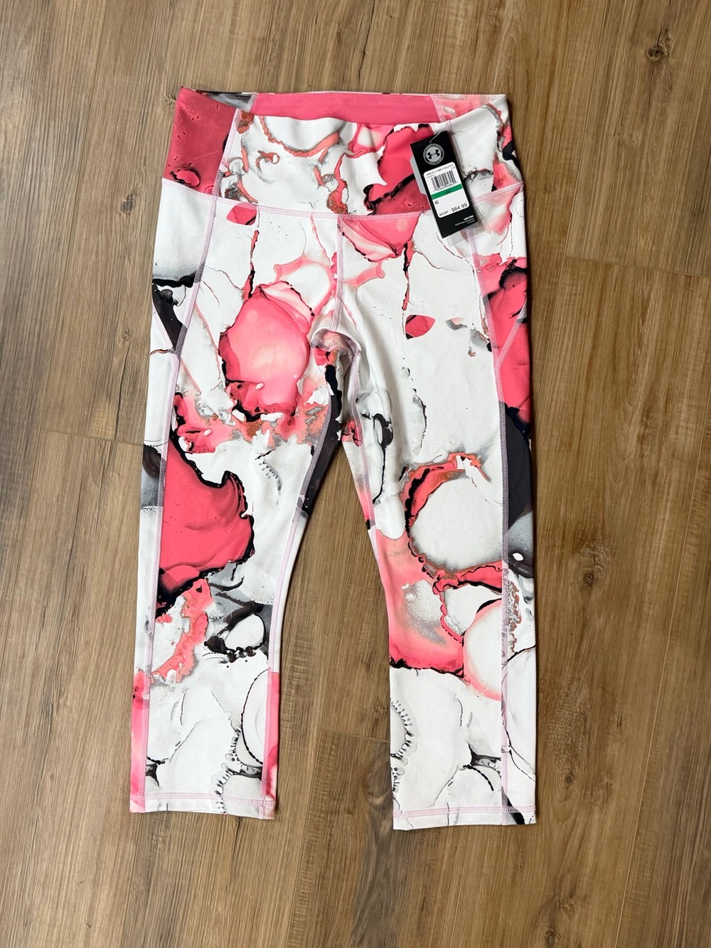 Under Armour UA print capri cropped leggings womens Large unworn NEW NWT